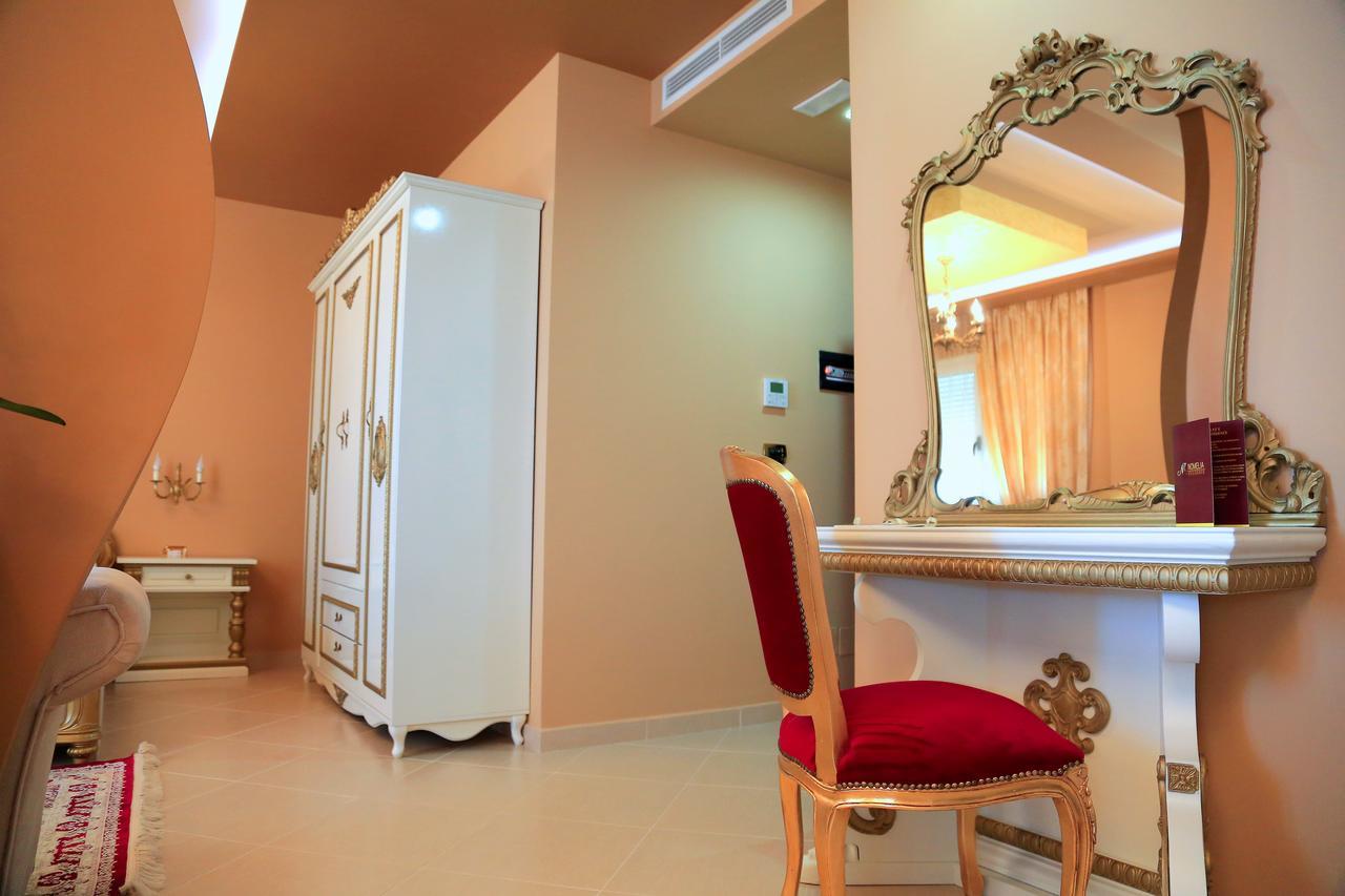 Nomelia Residence B&B Vlorë Extérieur photo