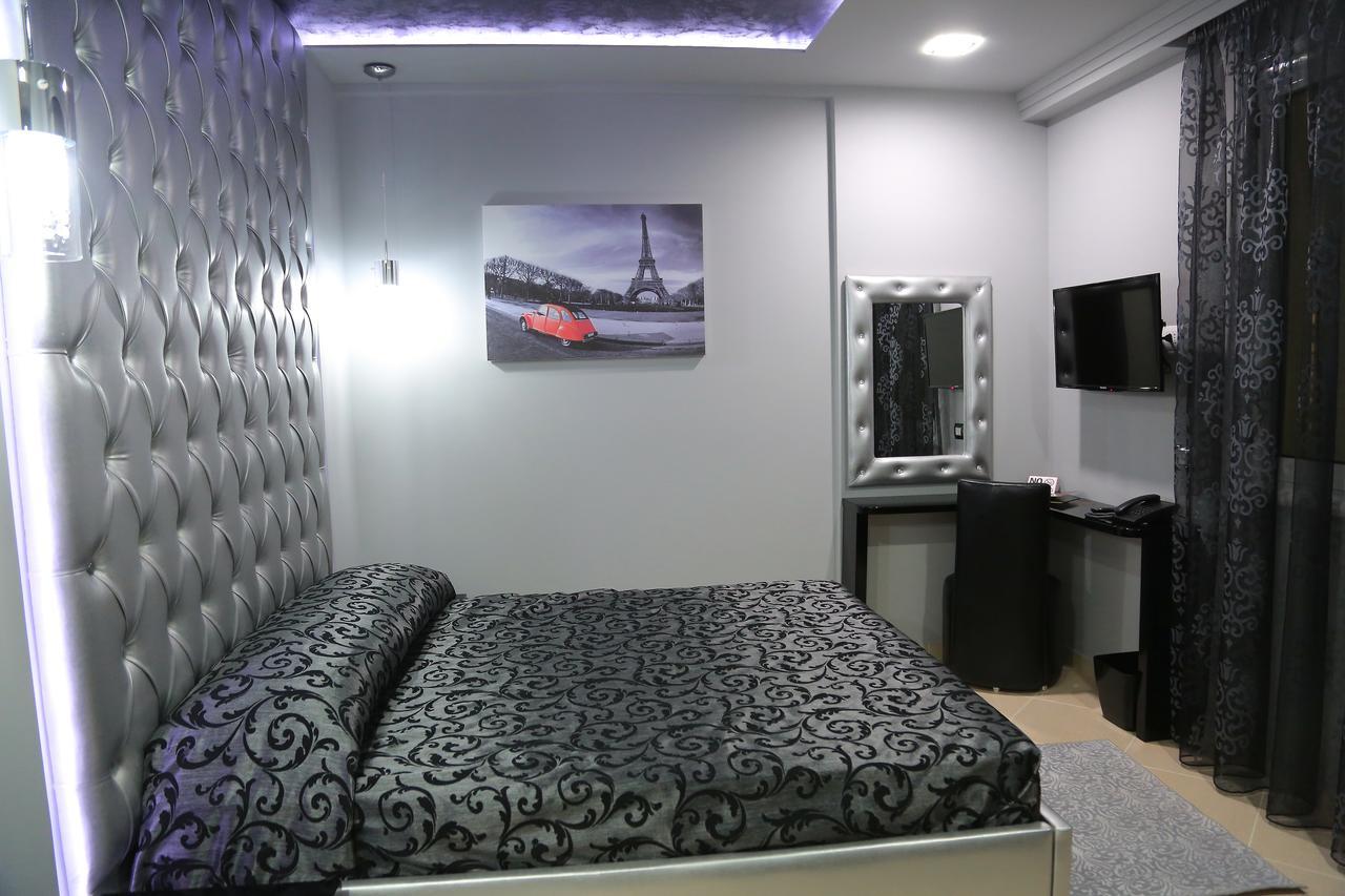 Nomelia Residence B&B Vlorë Extérieur photo