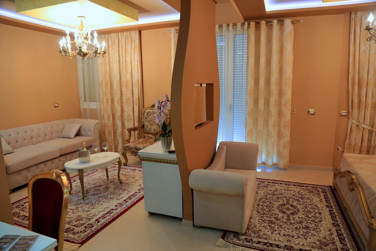 Nomelia Residence B&B Vlorë Extérieur photo