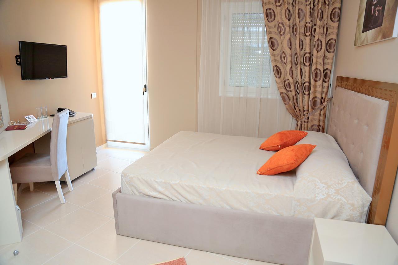 Nomelia Residence B&B Vlorë Extérieur photo
