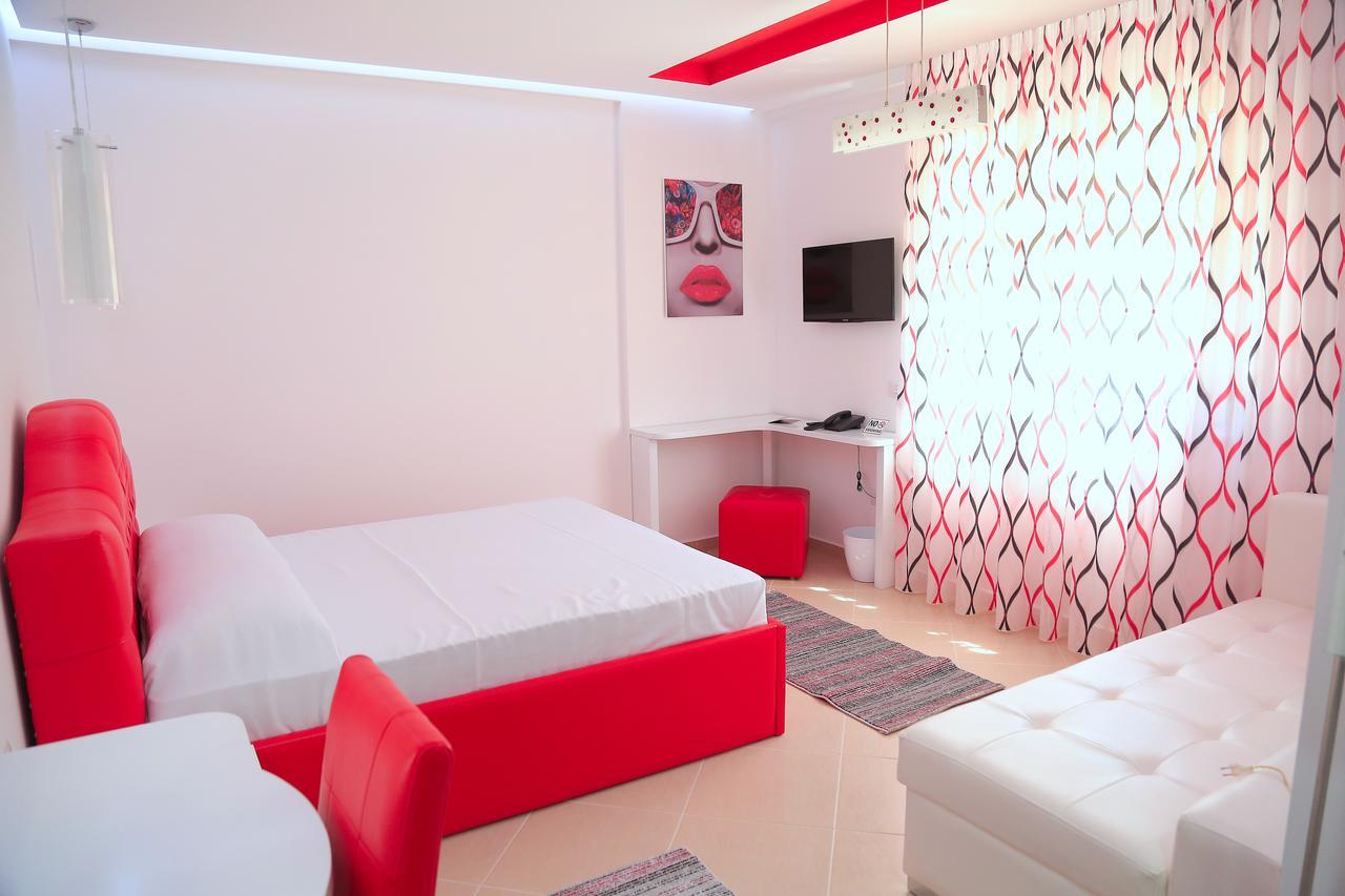 Nomelia Residence B&B Vlorë Extérieur photo