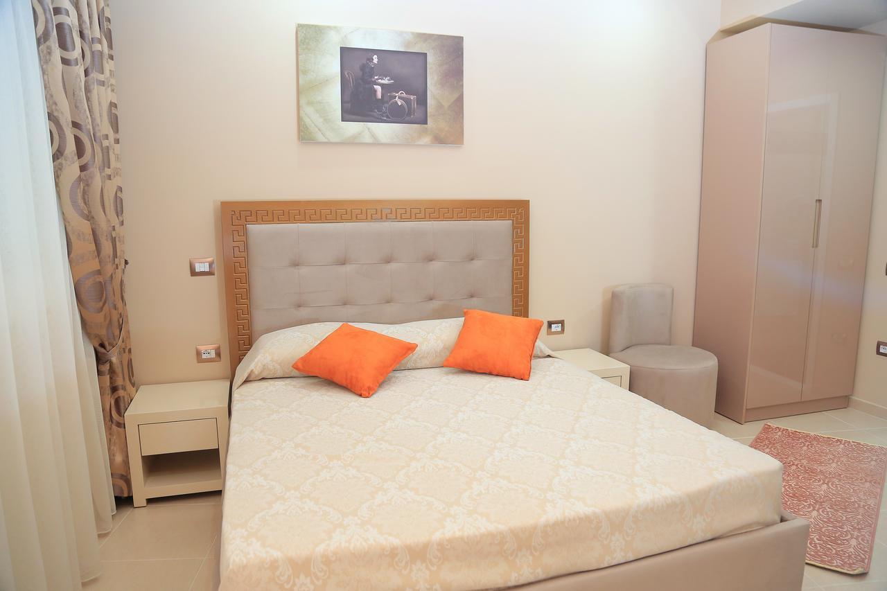 Nomelia Residence B&B Vlorë Extérieur photo